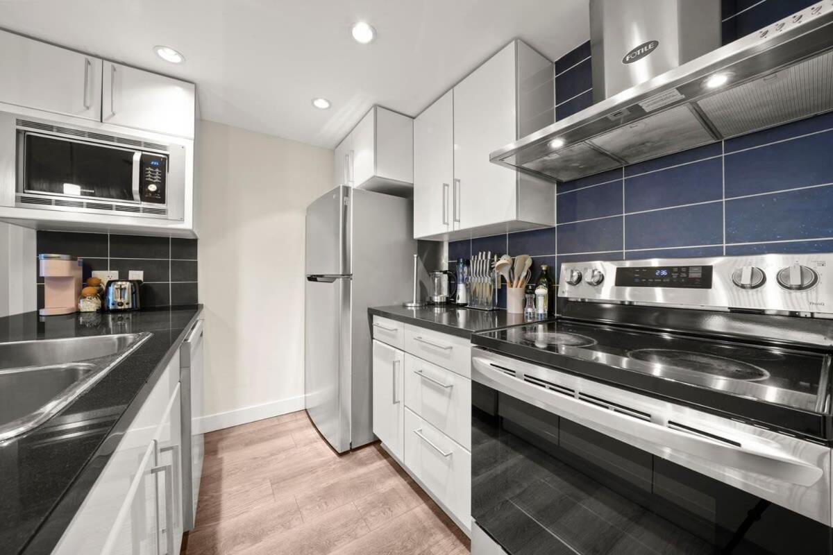 Dazzling Condo By Stadium Downtown With Free Parking Βανκούβερ Εξωτερικό φωτογραφία